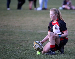 040718 RH 017 Girls Rugby Ash Hutt v Geraldine Kate Donald