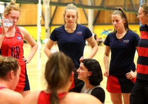 100817 LB 0034 College Netball Angela Mitchell