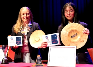 IMG 0722 Penny Stilgoe and Ashburton College Dux Lily Lyu web
